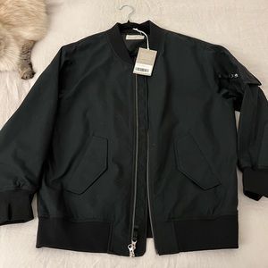 Everlane uniform black bomber jacket, men’s size small